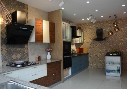 https://s3.vistaartrade.com/vistaartrade/media/products/2022/02/28/Modular_Kitchen_1.webp