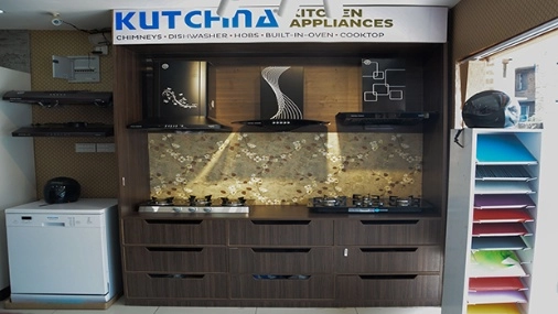 https://s3.vistaartrade.com/vistaartrade/media/products/2022/02/28/Modular_Kitchen_5.webp