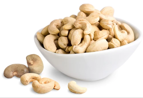 https://s3.vistaartrade.com/vistaartrade/media/products/2023/06/23/cashew.webp
