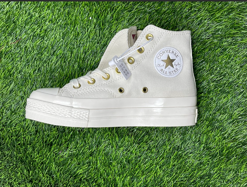 Converse All Star Casual Cream Shoe in Triple Sole / Shoe