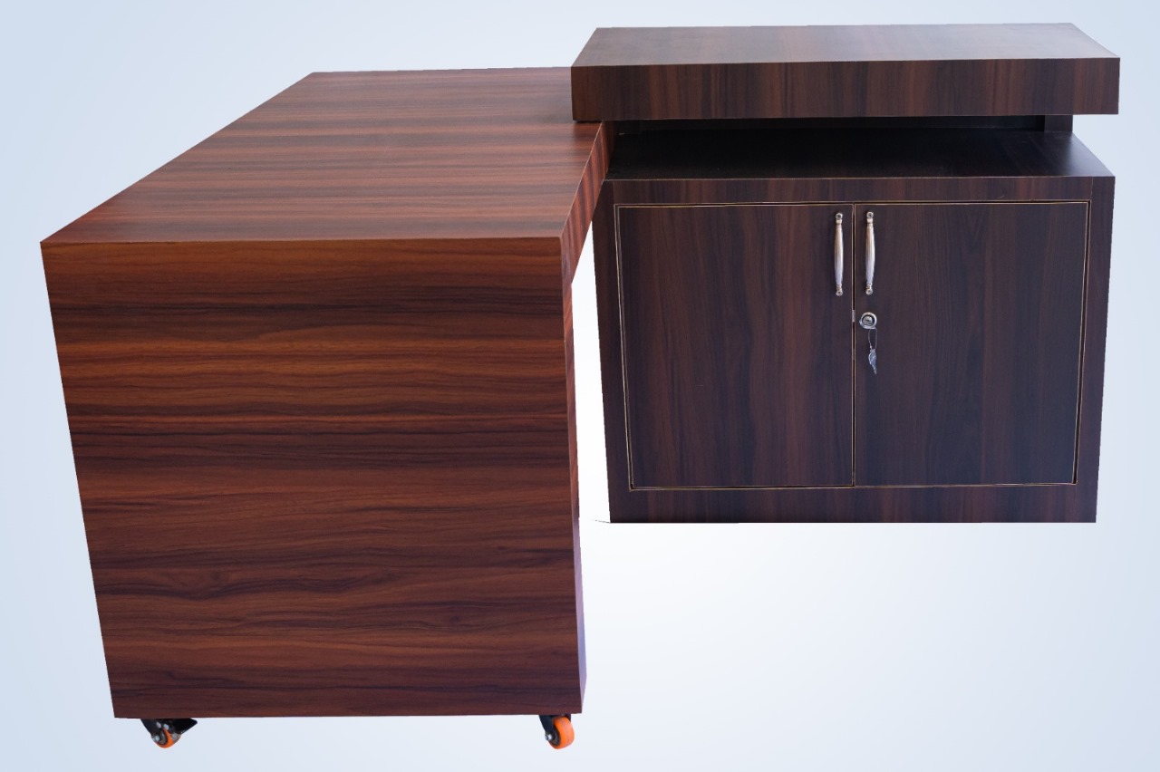 Designer Wooden Office Table