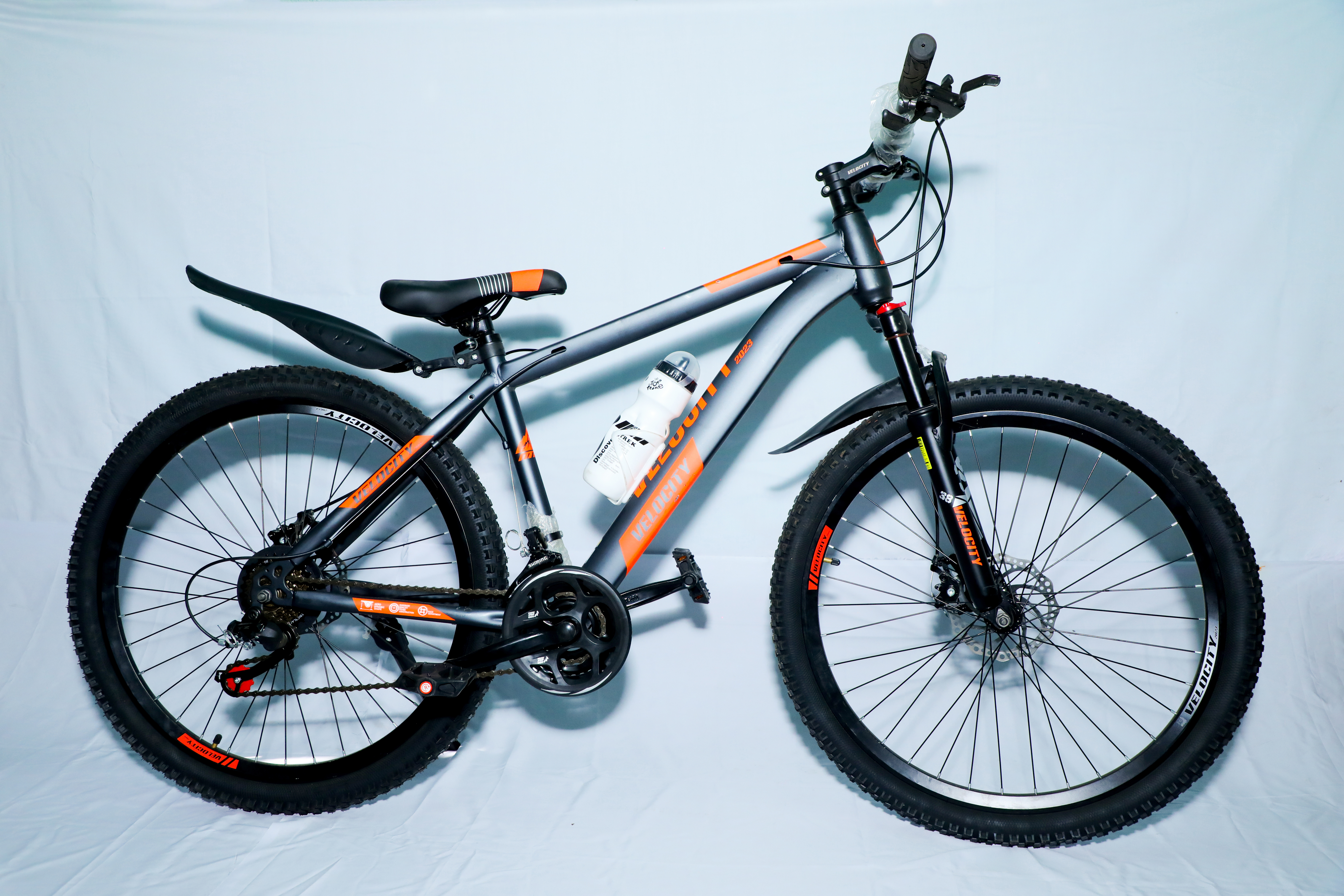 Velocity Basic Level Uphill Mountain Bike Sturdy Frame Mountain Bike