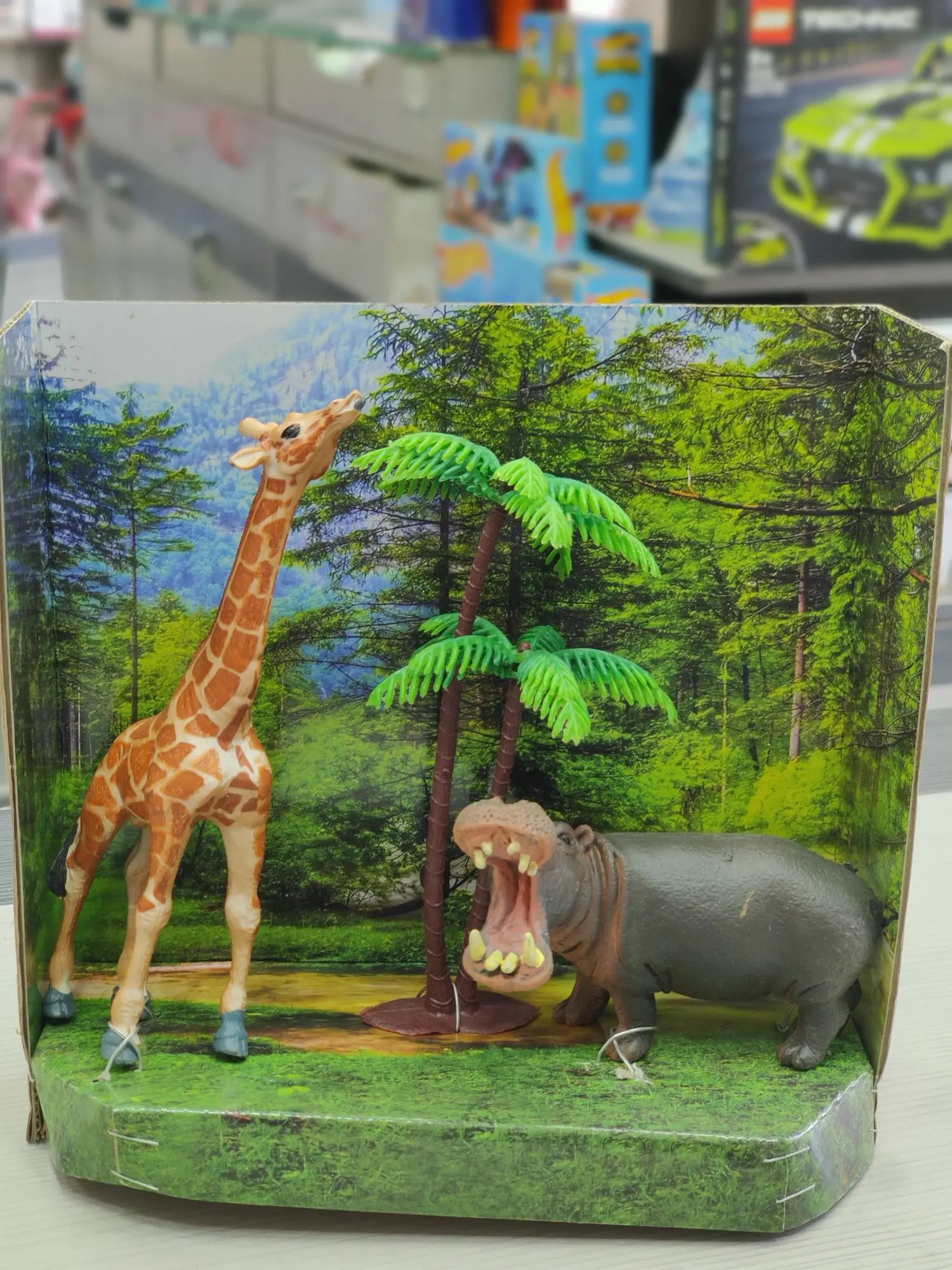 Chengji Toys Animal Figure Giraffe & Hippo Set