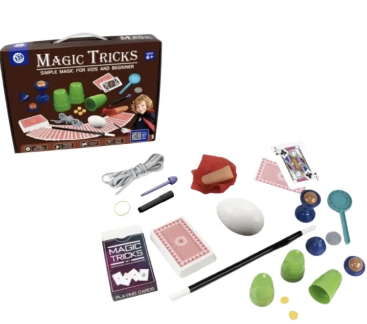 Magic Trick Set: 135 Spells and Tricks