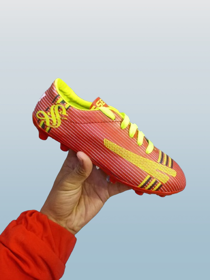 Football Shoes For Men  (Orange)