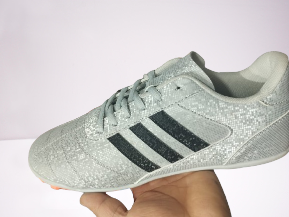 High Quality Gray Futsal Shoes