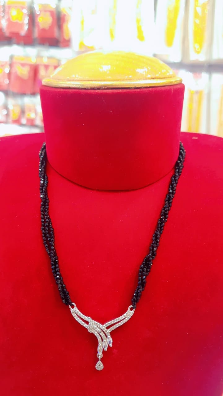 Silver Mangalsutra  Dokiya