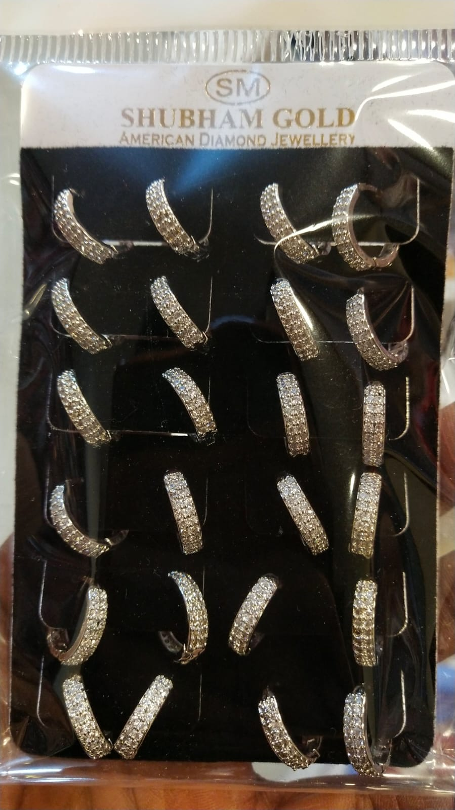 Double Row Stone Titanium Clicker Tops