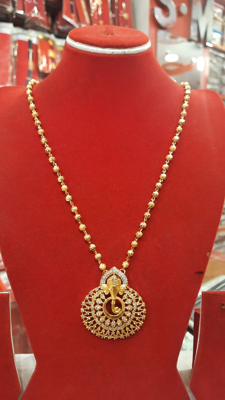 Gold Plated Ladies Imitation Necklace Set