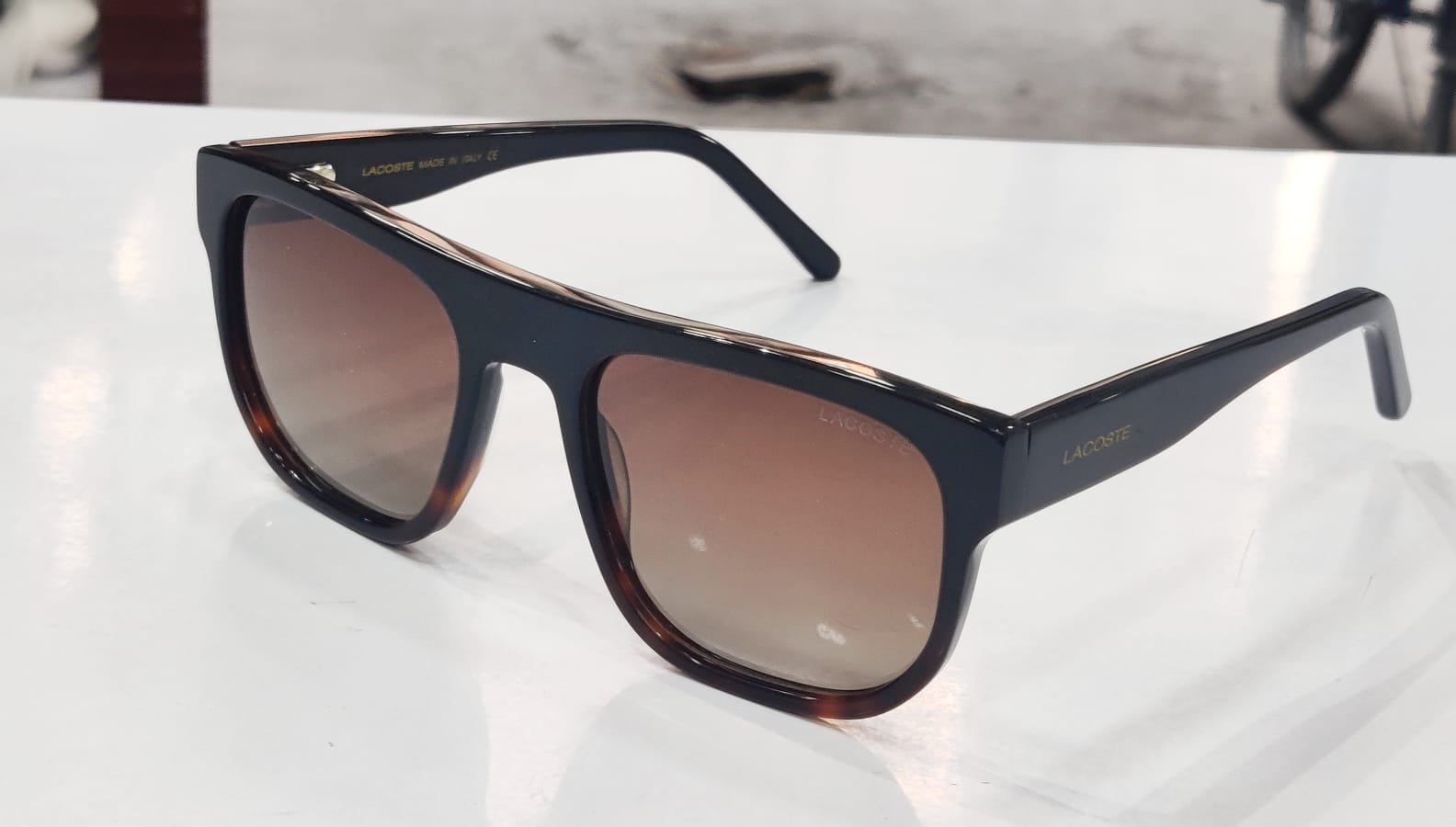 Lacoste Square Sunglass Brown Glass Brown Frame For Men And Women