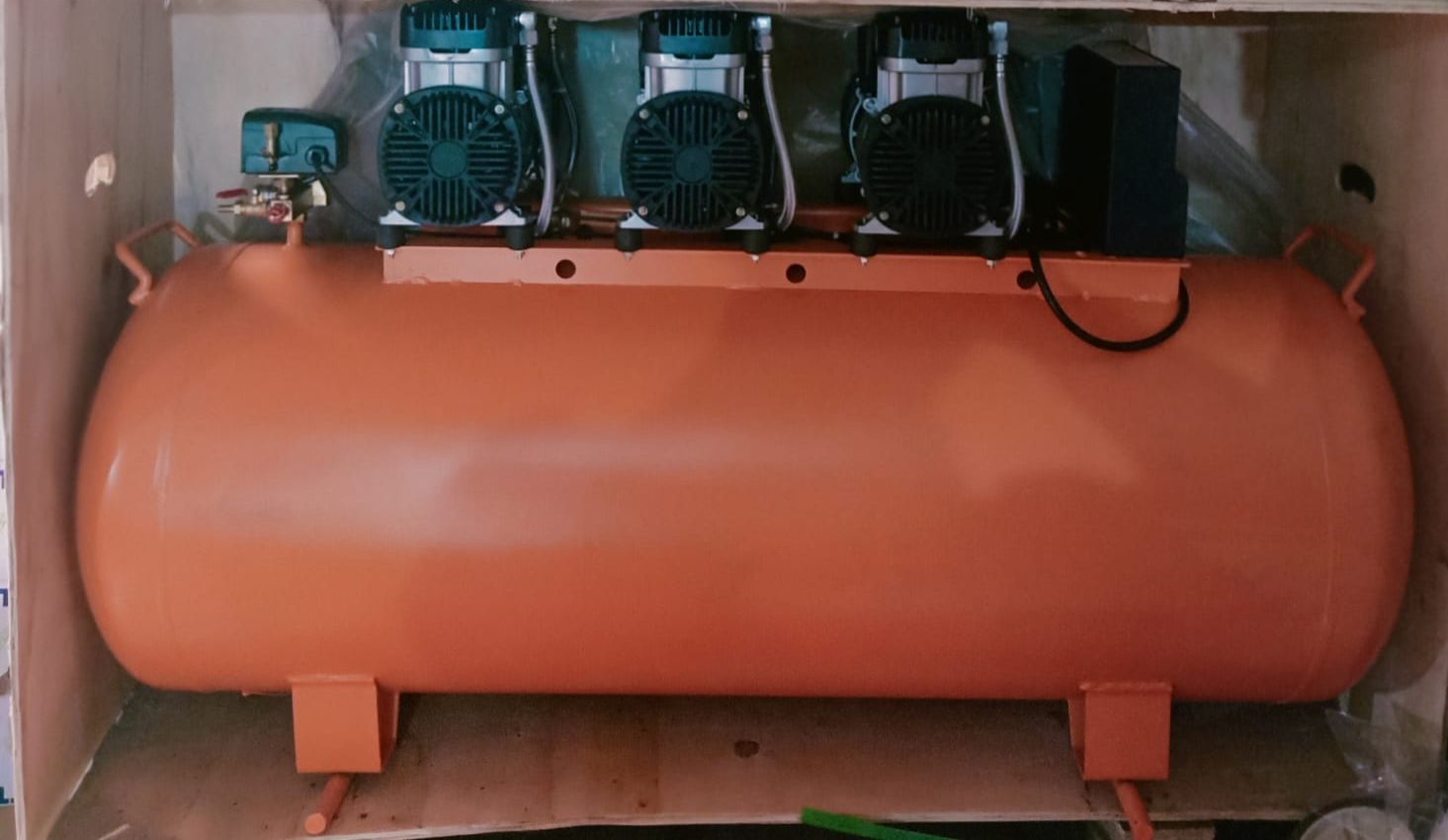 Ironwoods Compressor (Oil free) (IWOF200)