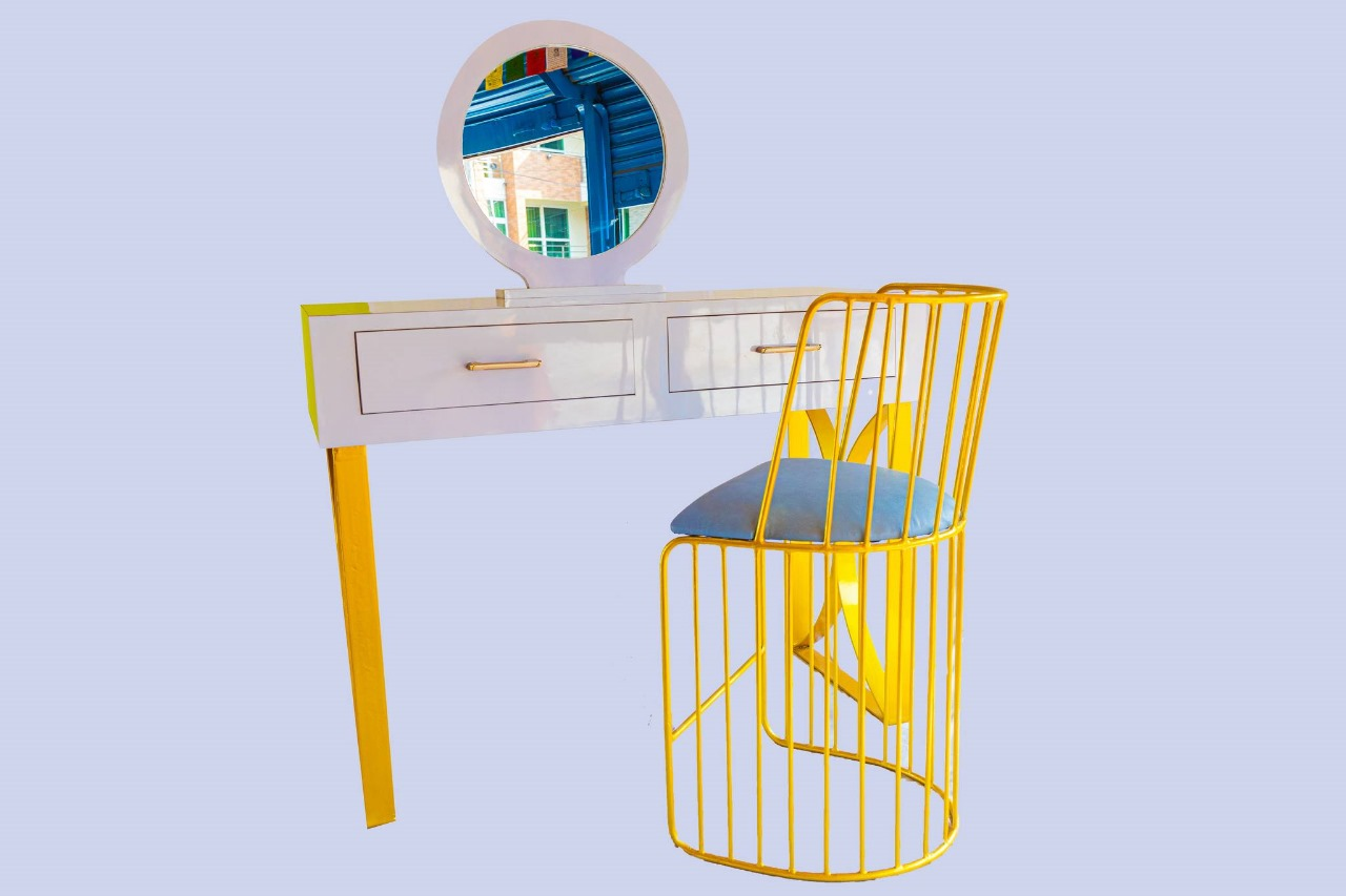 Corner Makeup Table with Chair