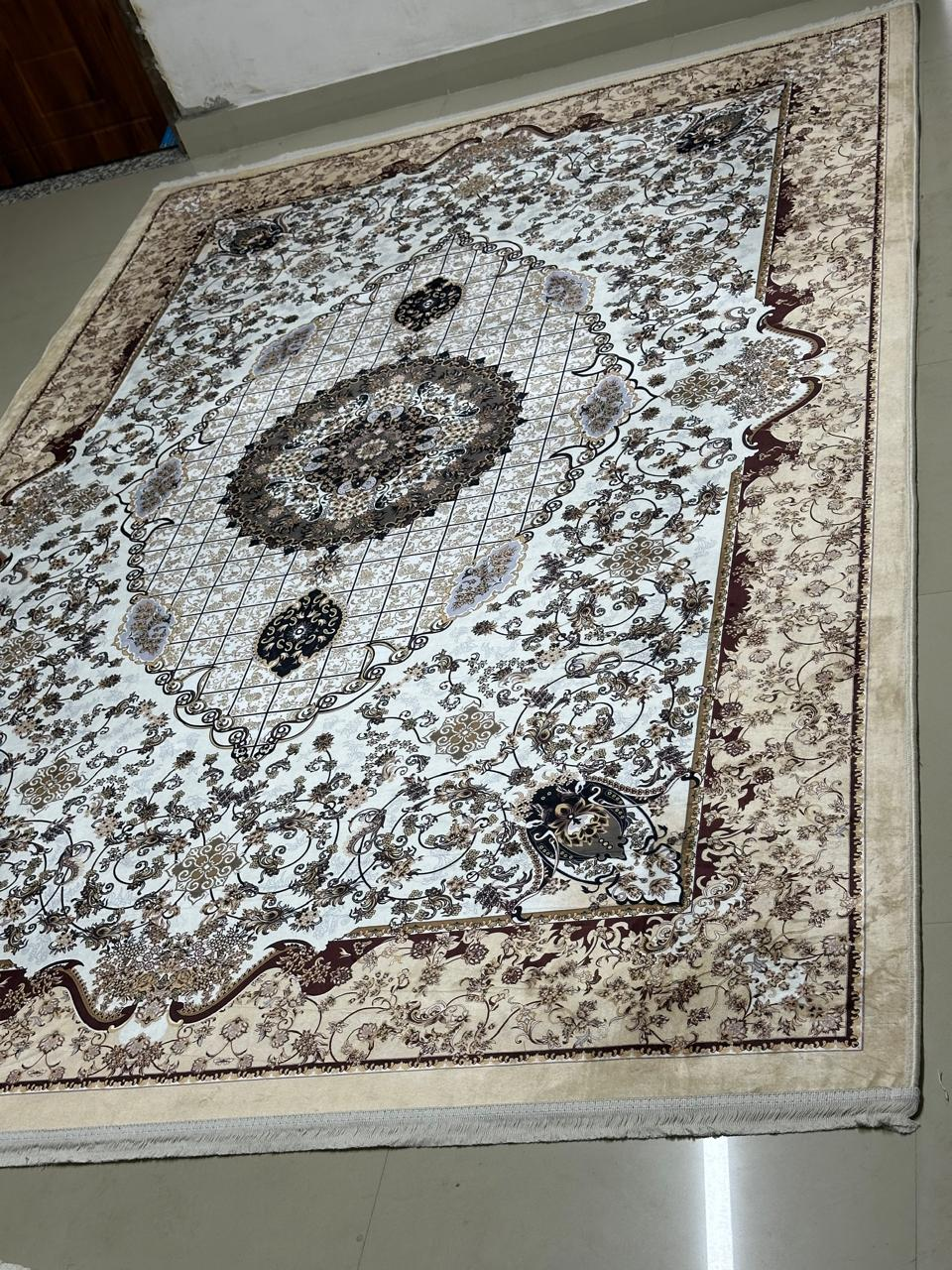 Superior Quality Turkish Desine Soft Carpet