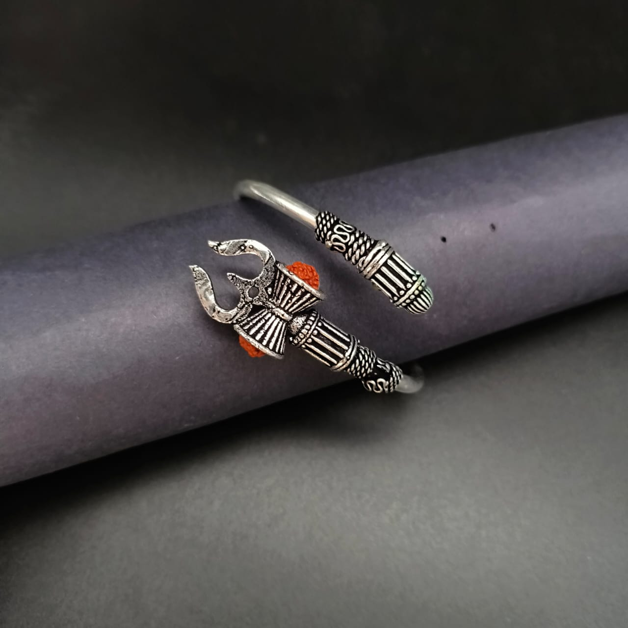 Free Size Rudrakchya Damaru With Trishul Design Bala For Men