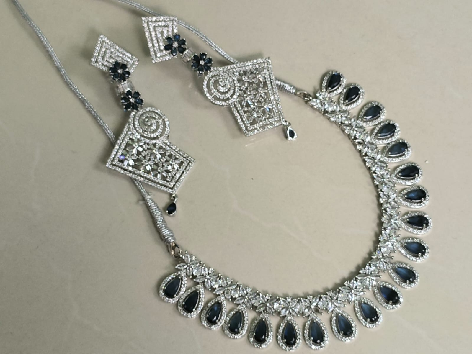 New Desine American Diamond Necklace